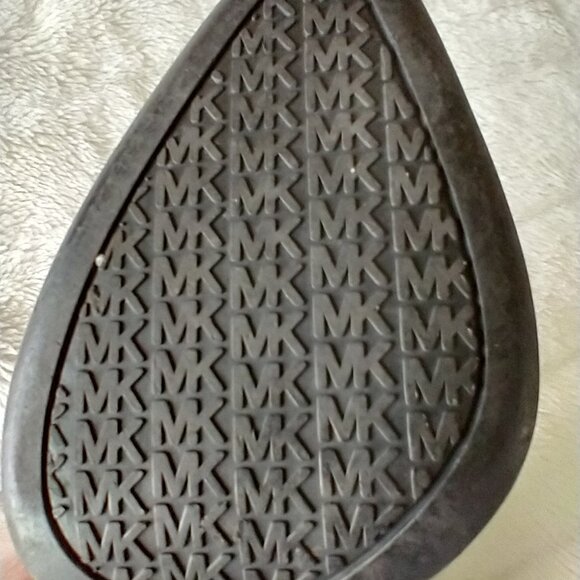 💞❤️❤️💞 Michael Kors Classic 3 1/2 Pumps - Picture 12 of 13